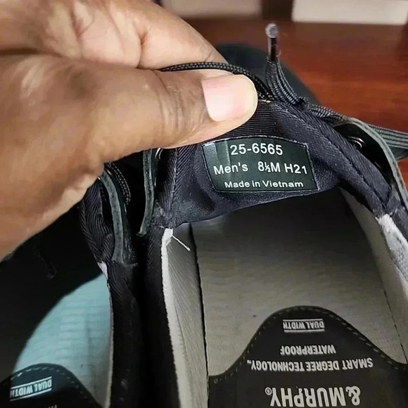 Johnson & Murphy  TR1-Luxe Hybrid Black Leather Lace-Up Sneaker. Size 8.5 - Picture 9 of 9